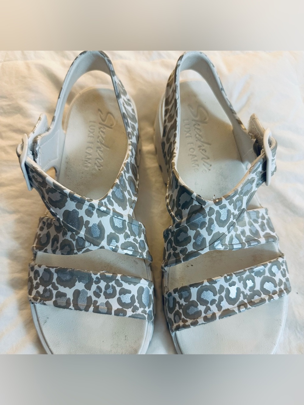 Skechers Foamie Women's White and Gray Leopard Slingback Sandals